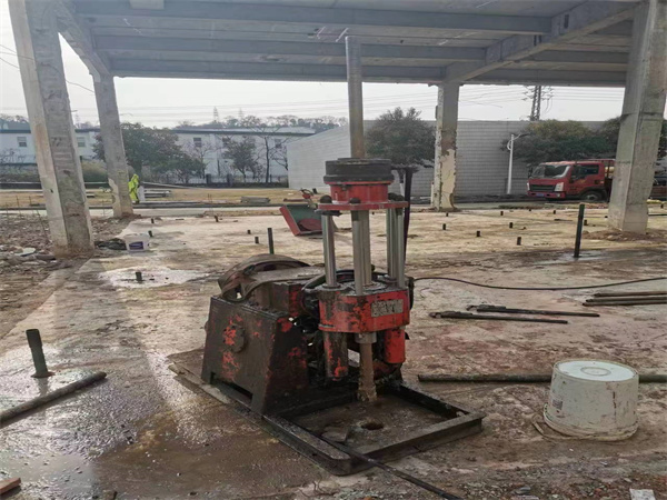 右江袖阀管小导管注浆加固施工工艺